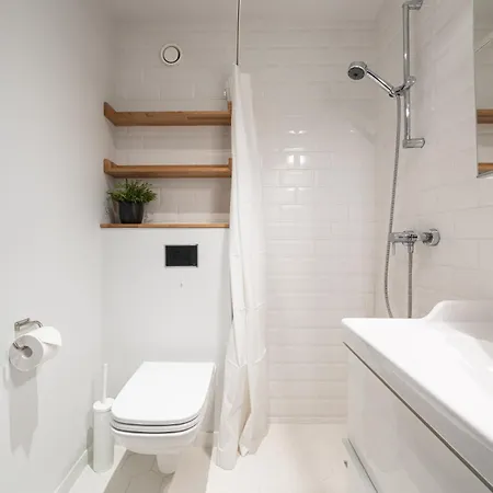 Dream - Mere With 24h Reception