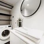 Dream - Mere With 24h Reception Apartman *